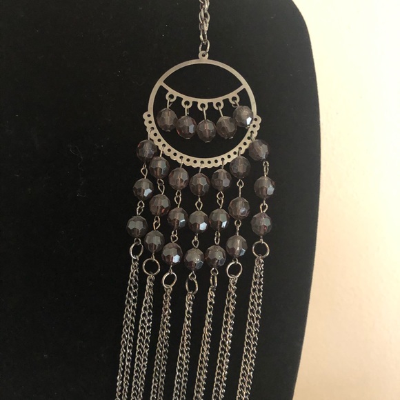 Dramatic necklace! - Picture 2 of 4